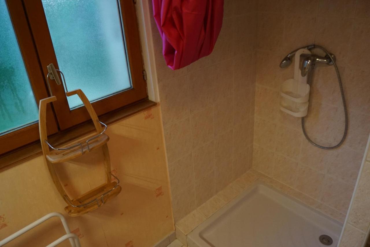 La Petite Maison Dans La Prairie Cassaignes المظهر الخارجي الصورة